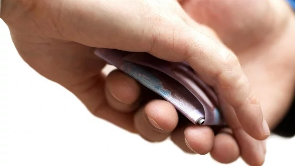 120 млрд. евро всяка година струва корупцията на ЕС