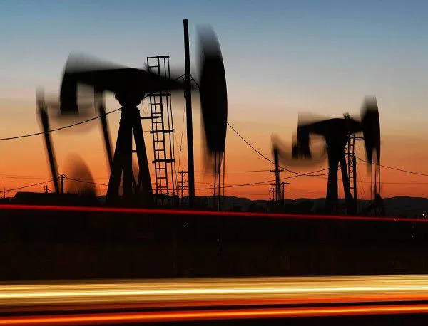Иран продава на Европа над 300 000 барела суров петрол дневно