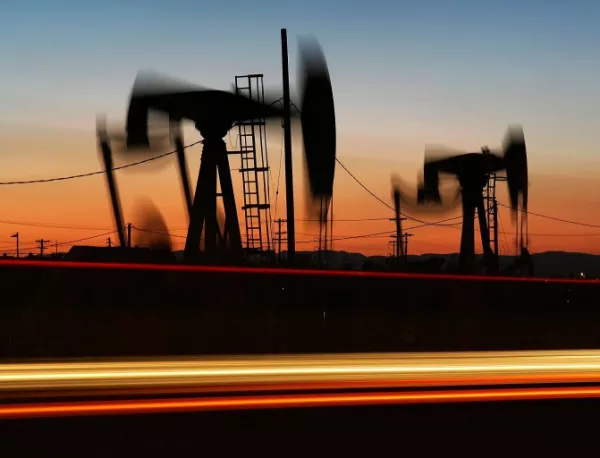Експерти: Петролът ще се влияе по-малко от геополитически промени