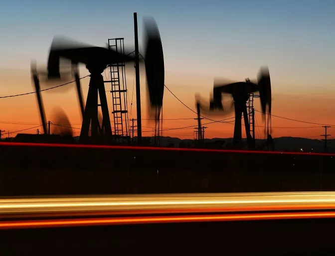 ОПЕК дава сигнали за курс към по-висока цена на петрола