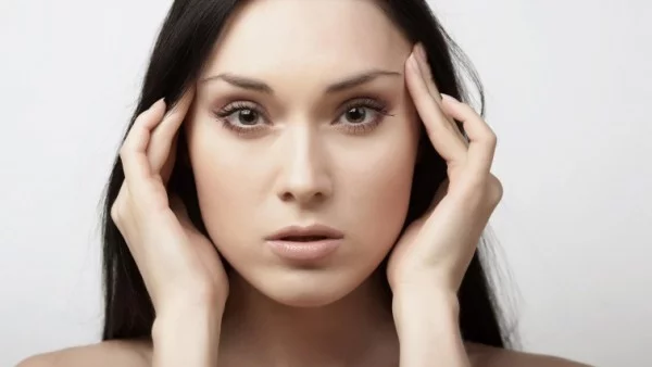 Как да се справите с главоболието през лятото