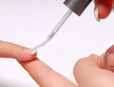 Лакирате ли правилно ноктите си?