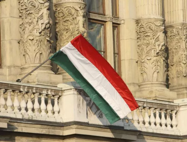 Унгария продължава с противоречивите закони
