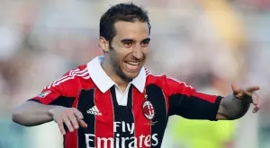 {{ otherArticle[0].article.title }}