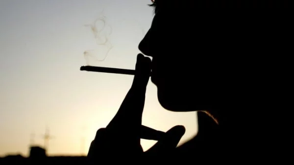 Гръцките власти се заканват да затегнат мерките срещу тютюнопушенето