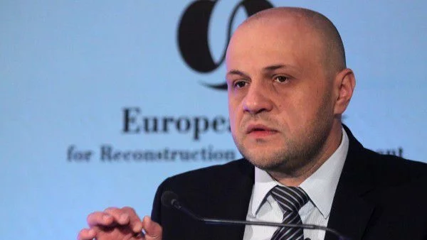 Дончев: Когато бизнесът предупреди за поскъпването на тока, нормално е пак да се провери