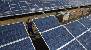 Саудитска Арабия с мащабна програма за зелена енергия 