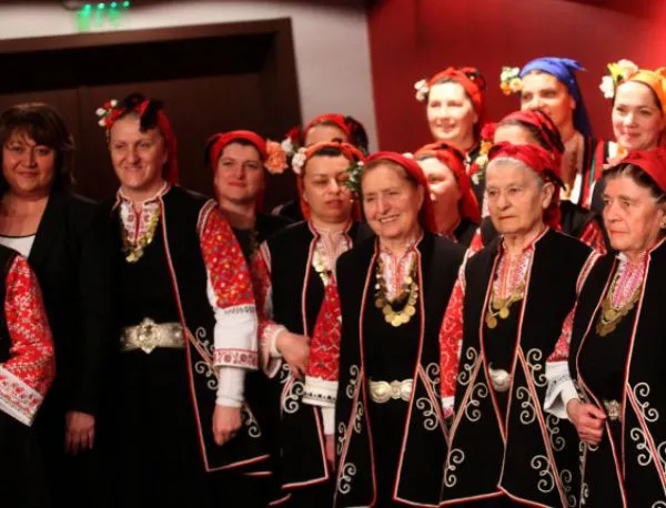 Смесен хор "Добрич" ще прославя българския фолклор в Европа
