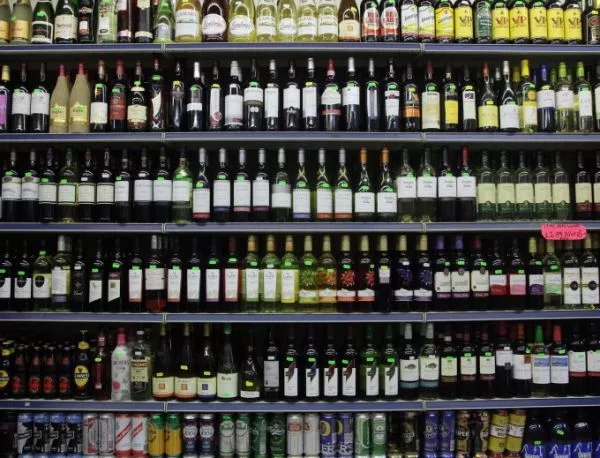 ЕС обмисля въвеждането на предупредителни стикери за алкохола