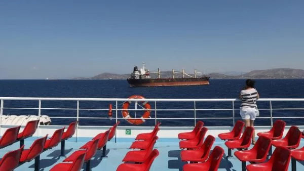 Гърция заплаши Европа с бежанци 