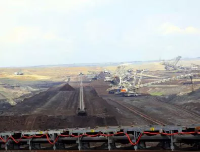 Времето затруднява открития добив на въглища в Мини 