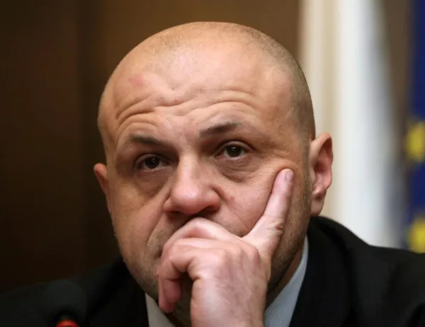 Дончев като Борисов – лаф след лаф, нямало бойкот срещу Румен Радев