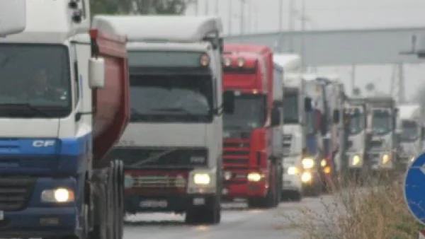 Задръстването на ГКПП "Капитан Андреево" се увеличава