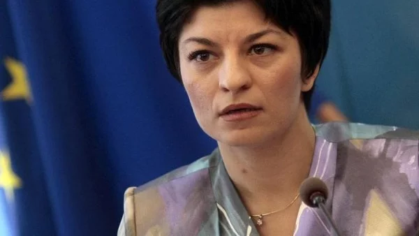 Ако г-жа Манолова е чела Маркес, ще знае, че накрая който има повече аргументи и разум, надделява