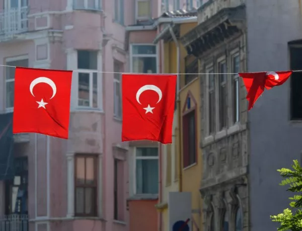 Бюлетини в полза на опозицията открити в кофи за боклук в Турция 