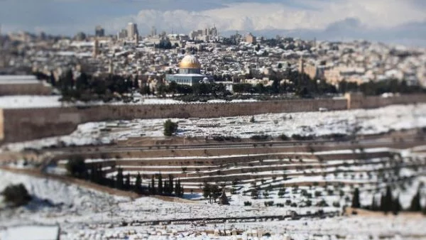 Снежна буря в Близкия изток