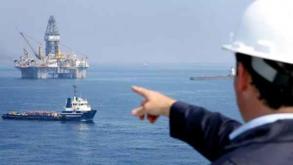 Турция изпраща и втори сондажен кораб край Кипър