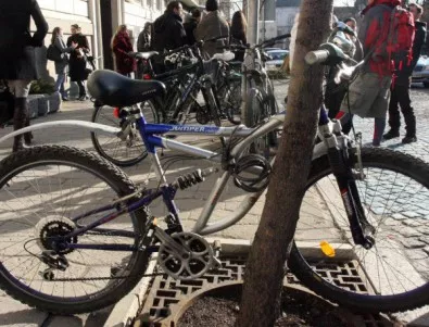 Община Несебър с нови паркоместа за велосипеди