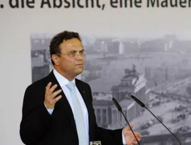 Германски министър призова за твърдост срещу български емигранти