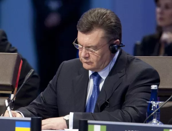 Швейцария е замразила 140 млн. евро, собственост на кръга Янукович