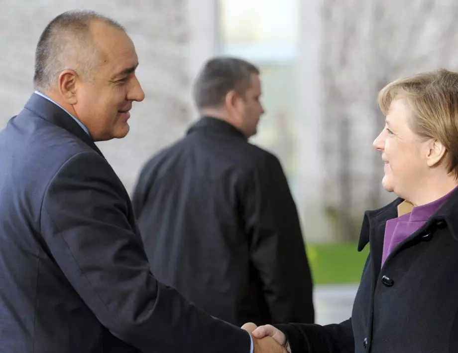 Борисов и Меркел разговаряха по телефона за срещата на евролидерите