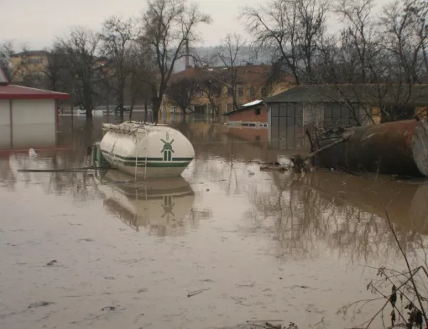 Заради наводнението в село Бисер тръгват дела за милиони левове