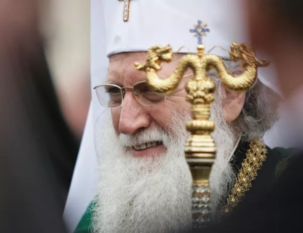 Патриарх Неофит зове за дарения за медицинска апаратура