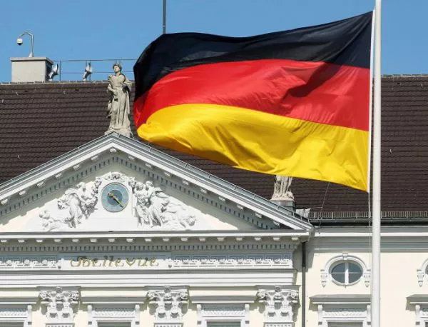 Германия: Няма защо да обсъждаме облекчаване на гръцкия дълг