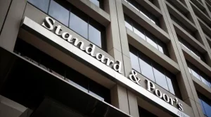 Standard and Poor's повиши кредитния рейтинг на Гърция