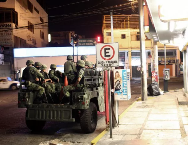 Ултиматум към бивш кмет на Акапулко - да каже къде са отишли стотици оръжия на полицията