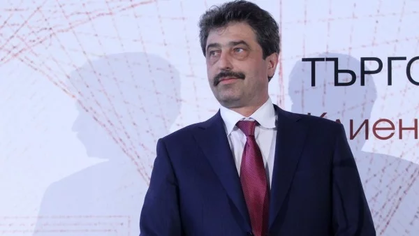 ПИК: Цветан Василев вече не бил в болница