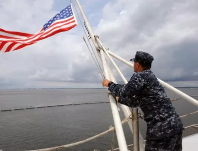 92 офицери от ВМС на САЩ са отстранени заради преписване на изпити