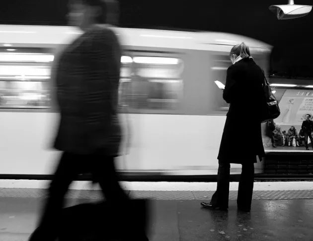 Условна присъда и глоба получи самозадоволяващ се в парижкото метро