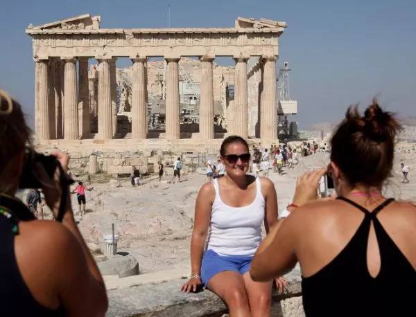 Ад и в Гърция - очакват температури от 42 градуса