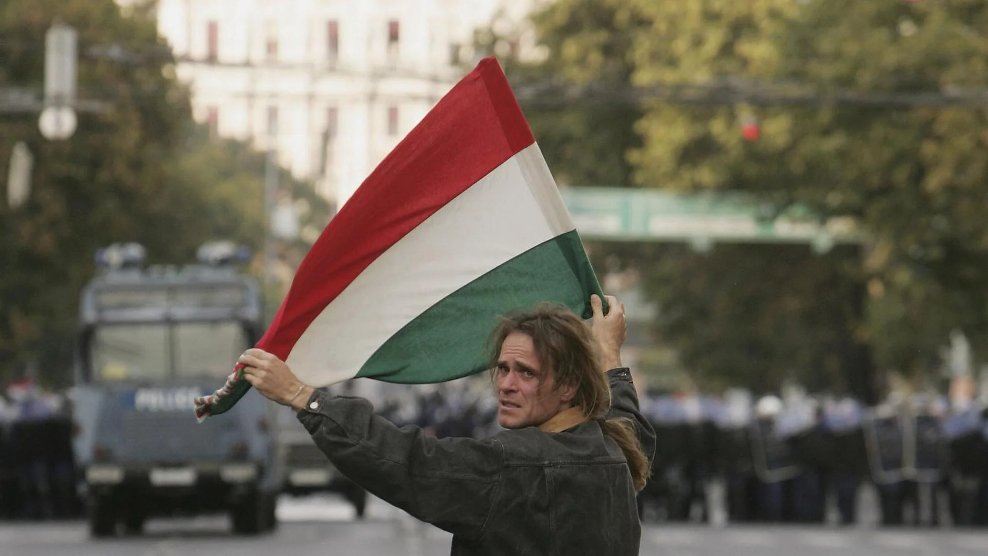 Многохиляден протест в Будапеща заради педофилски скандал в Унгария (ВИДЕО)