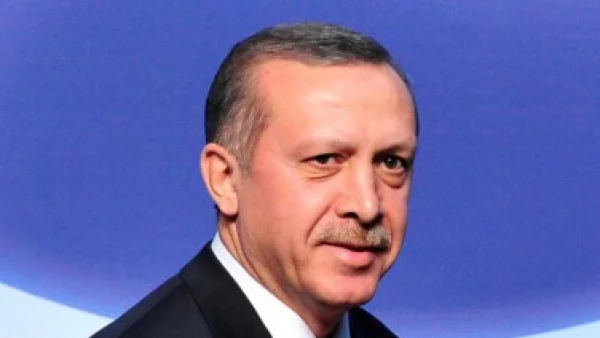 Ердоган започва кампания за всесилно президентство