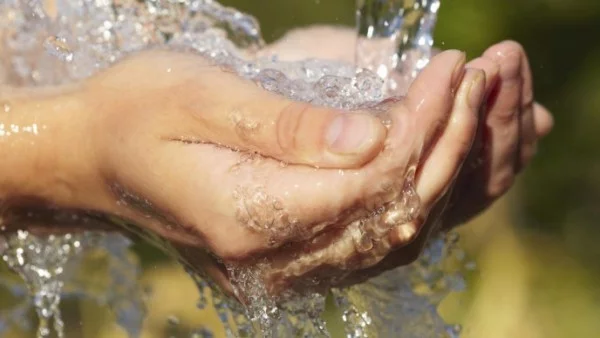 Как водата изгаря, подобно на огън