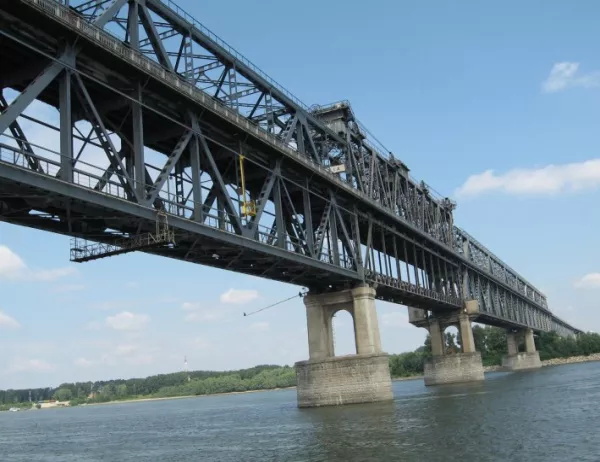 Патриотите искат трети "Дунав мост"