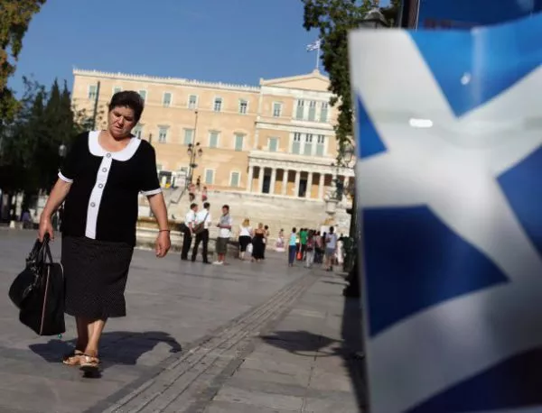 Почти 60% от гърците са заплашени от бедност