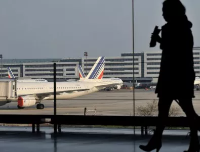 Франция засилва контрола на полетите до САЩ