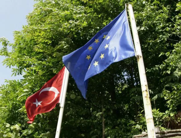 ЕС се активизира в преговорите с Турция