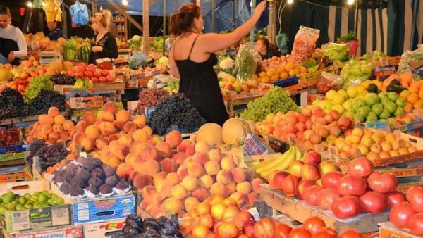 Плодовете и зеленчуците за "Училищен плод" трябва да са с определен грамаж