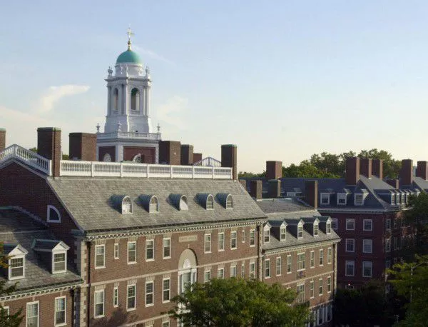 4 сгради в Харвард са били евакуирани