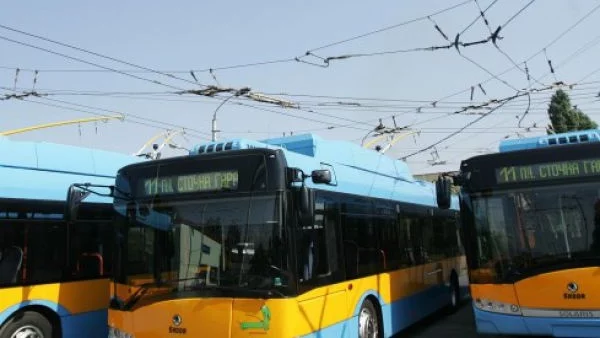 Пуснаха за седмица тролеите в Перник