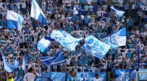 Настръхващо: Феновете на Зенит включиха годишнината от Шипка в хореографията си