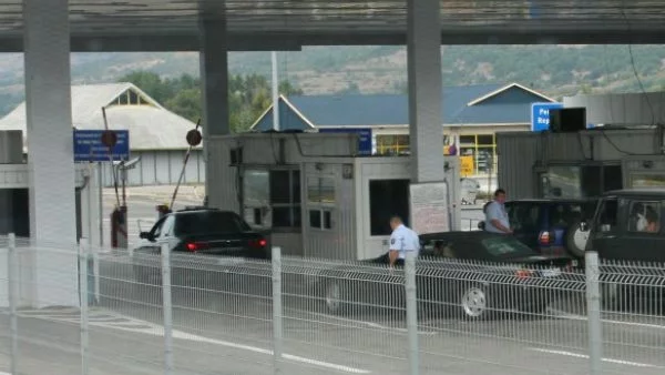 Българският бизнес заплашен от срив заради 26-процентовия данък в Гърция