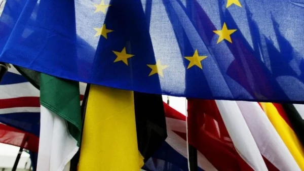 ЕС налага санкции на още 15 руснаци и украинци 