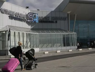 Технически проблеми спряха информационните табла на летище София