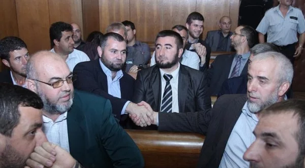 Съдените за радикален ислям в Пазарджик поискаха време за молитва