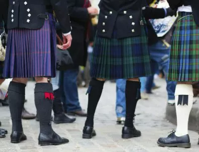 Британски училища разрешават на момчетата да носят пола